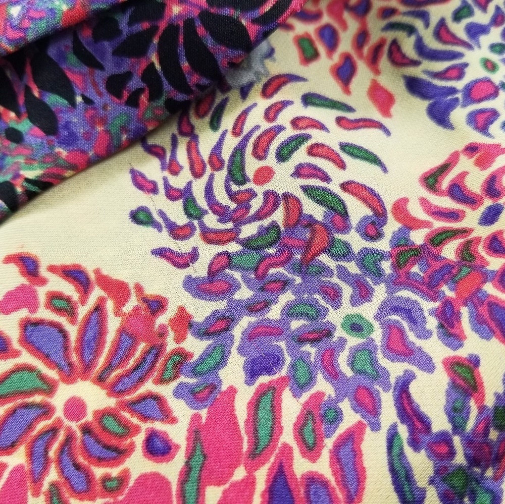 Ali Ro Ruffle Silk Top - Picture 8 of 8